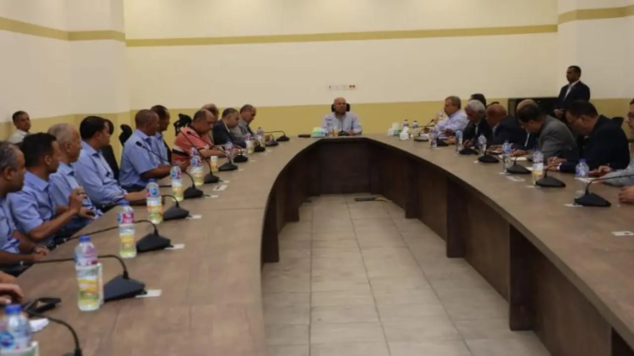 وزير النقل يزور محطة قطارات صعيد مصر لمتابعة تشغيل السكك الحديدية